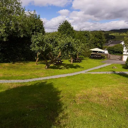 Sleeps 12 With Wifi